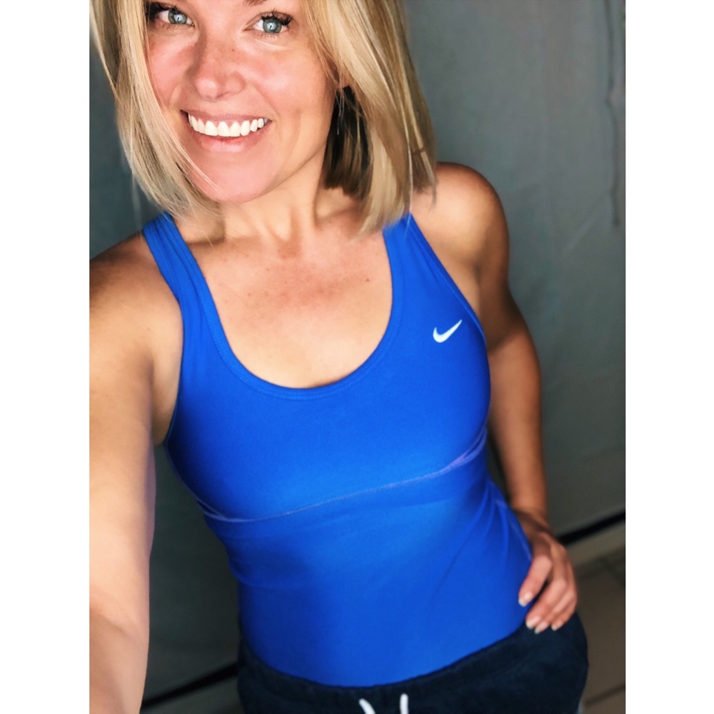 Nike tank with built in sports bra XS